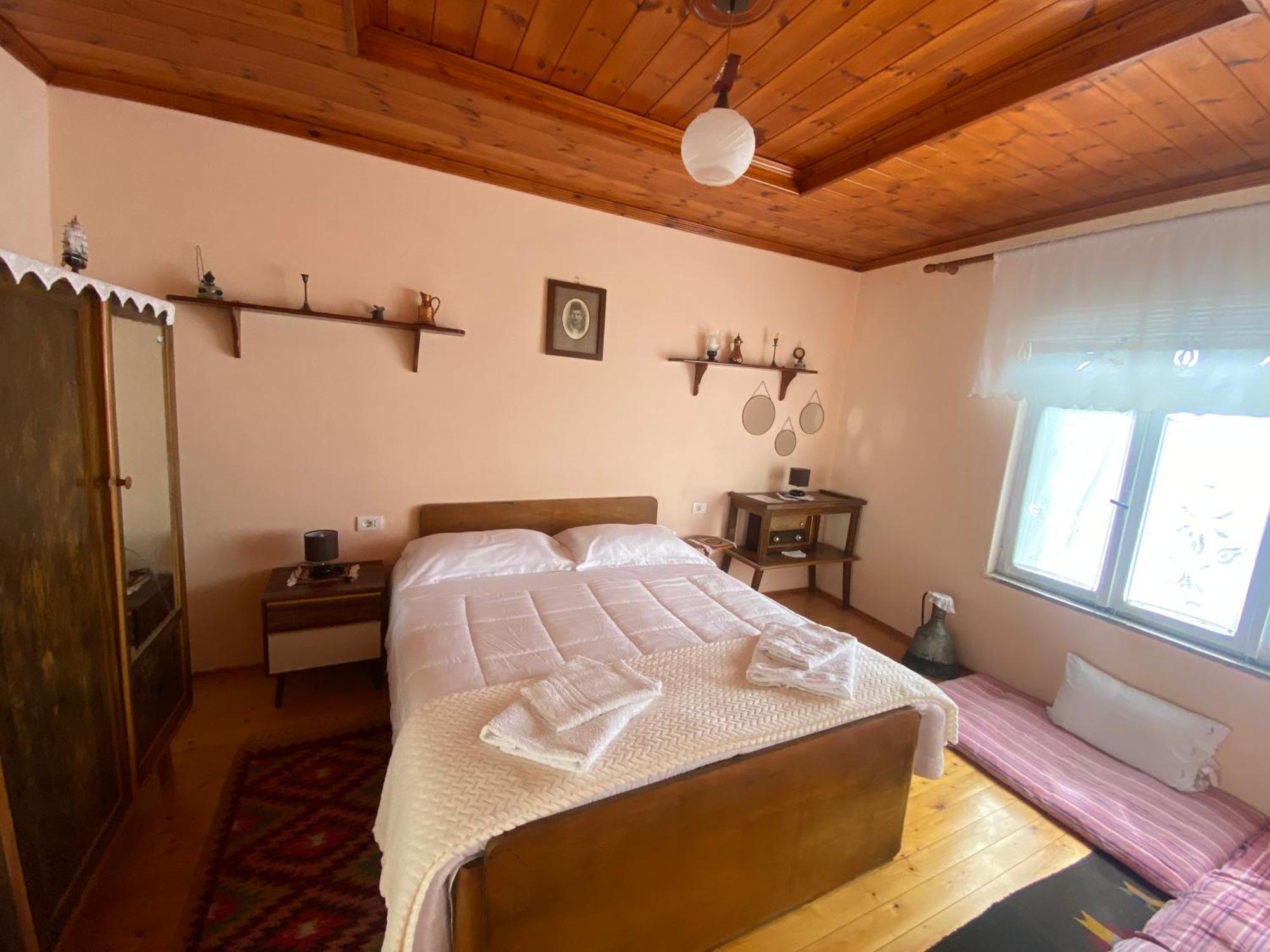 Vila Llulla Krujë Dış mekan fotoğraf